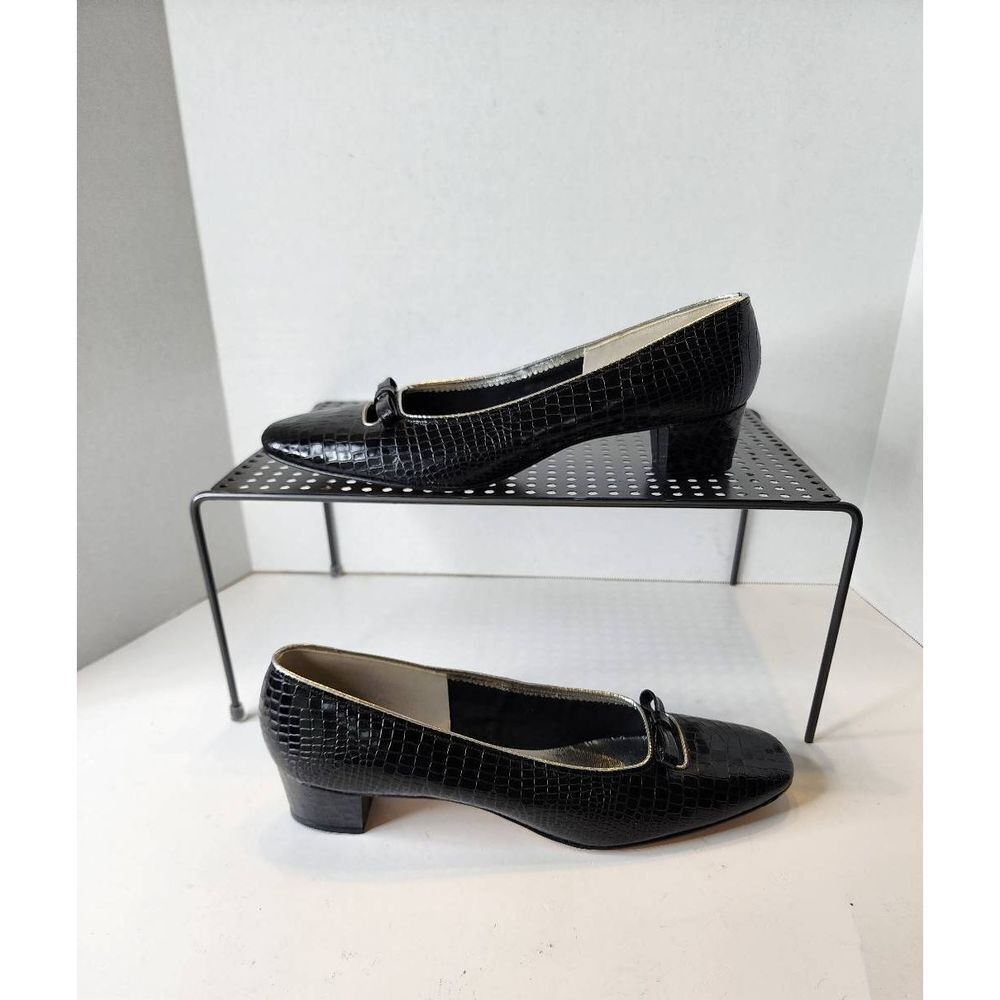 Vintage Town & Country Black Heels sz 9 AA Office Career